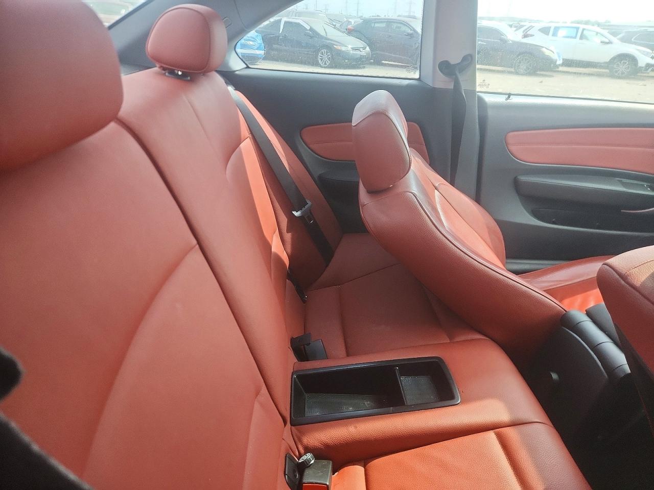 2011 BMW 128