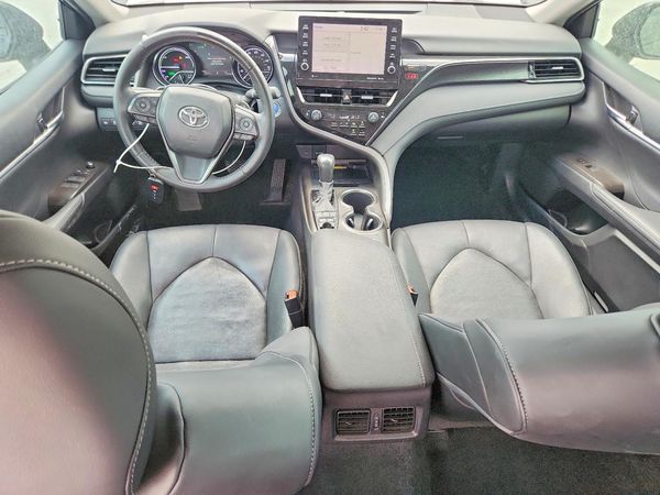 2022 TOYOTA CAMRY XSE
