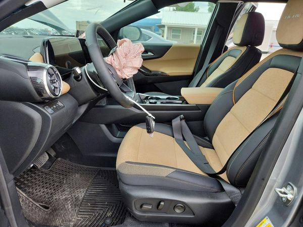 2026 CHEVROLET EQUINOX Active