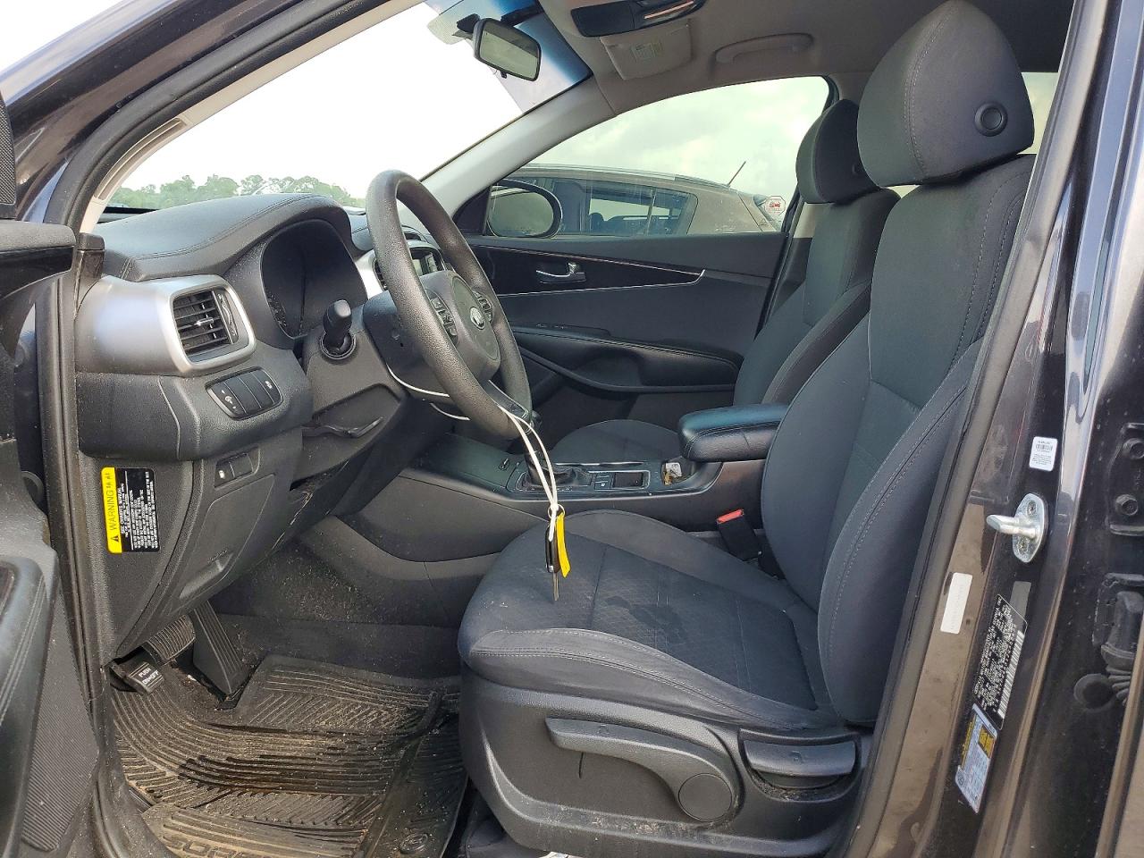 2018 KIA SORENTO L, LX