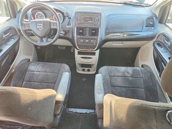 2013 DODGE GRAND CARAVAN SE