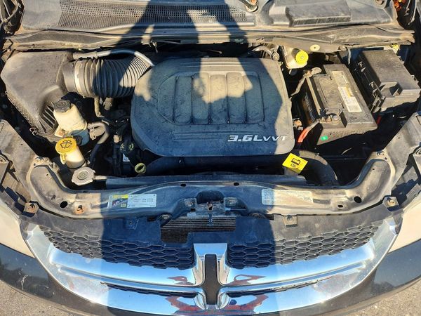2013 DODGE GRAND CARAVAN SE