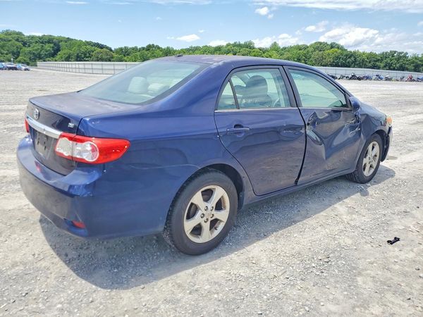 2013 TOYOTA COROLLA