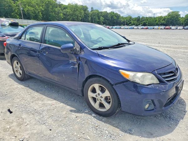 2013 TOYOTA COROLLA