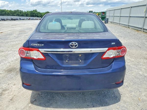 2013 TOYOTA COROLLA