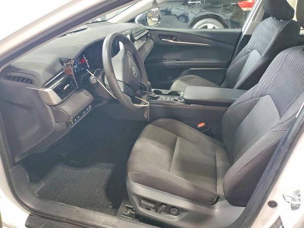 2025 TOYOTA CAMRY
