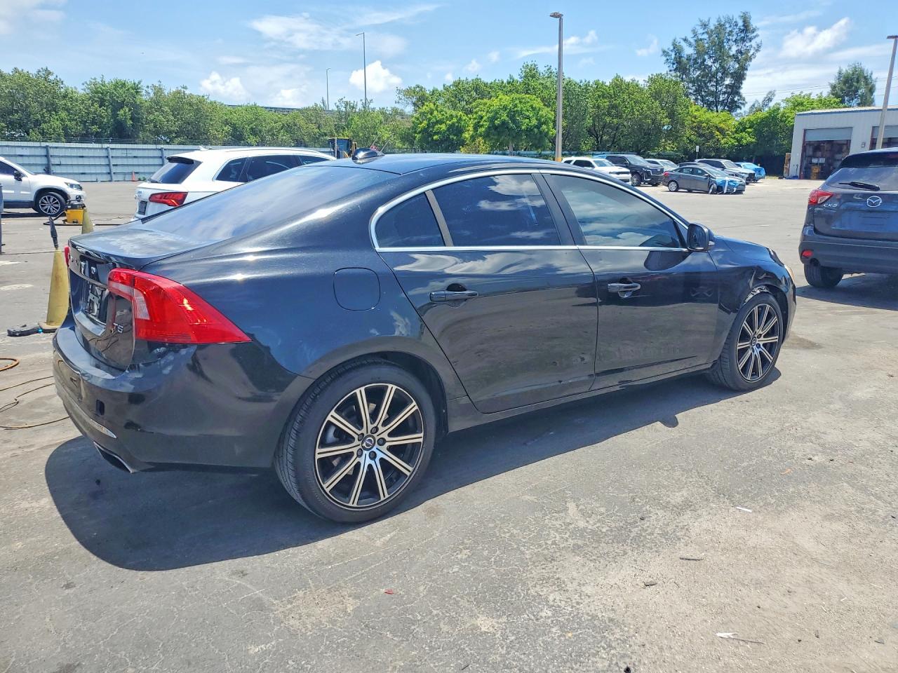 2016 VOLVO S60 SV33 Premier