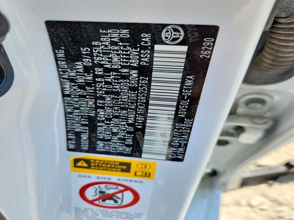 2016 TOYOTA CAMRY