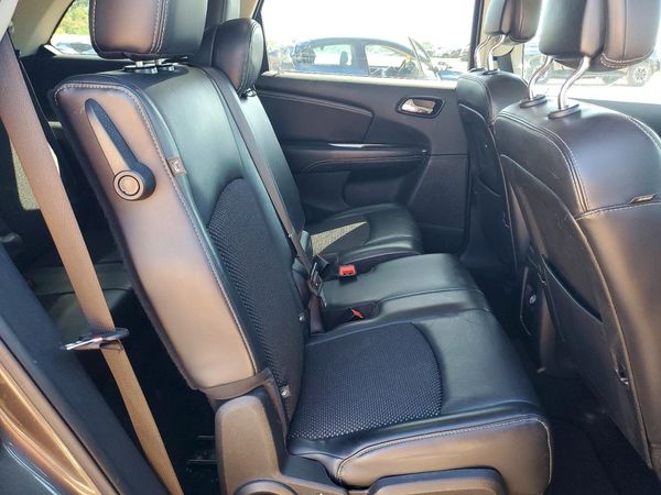 2019 DODGE JOURNEY Crossroad