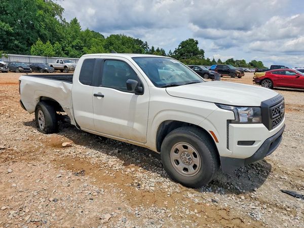 2022 NISSAN FRONTIER King Cab — Passenger 3/4