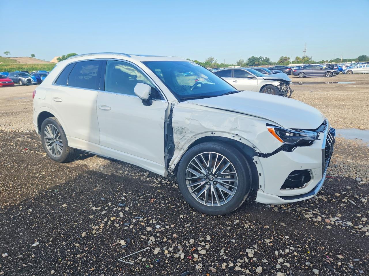 2021 AUDI Q3 quattro Premium