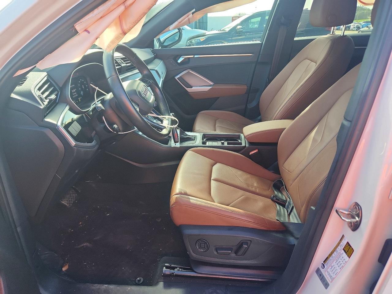 2021 AUDI Q3 quattro Premium