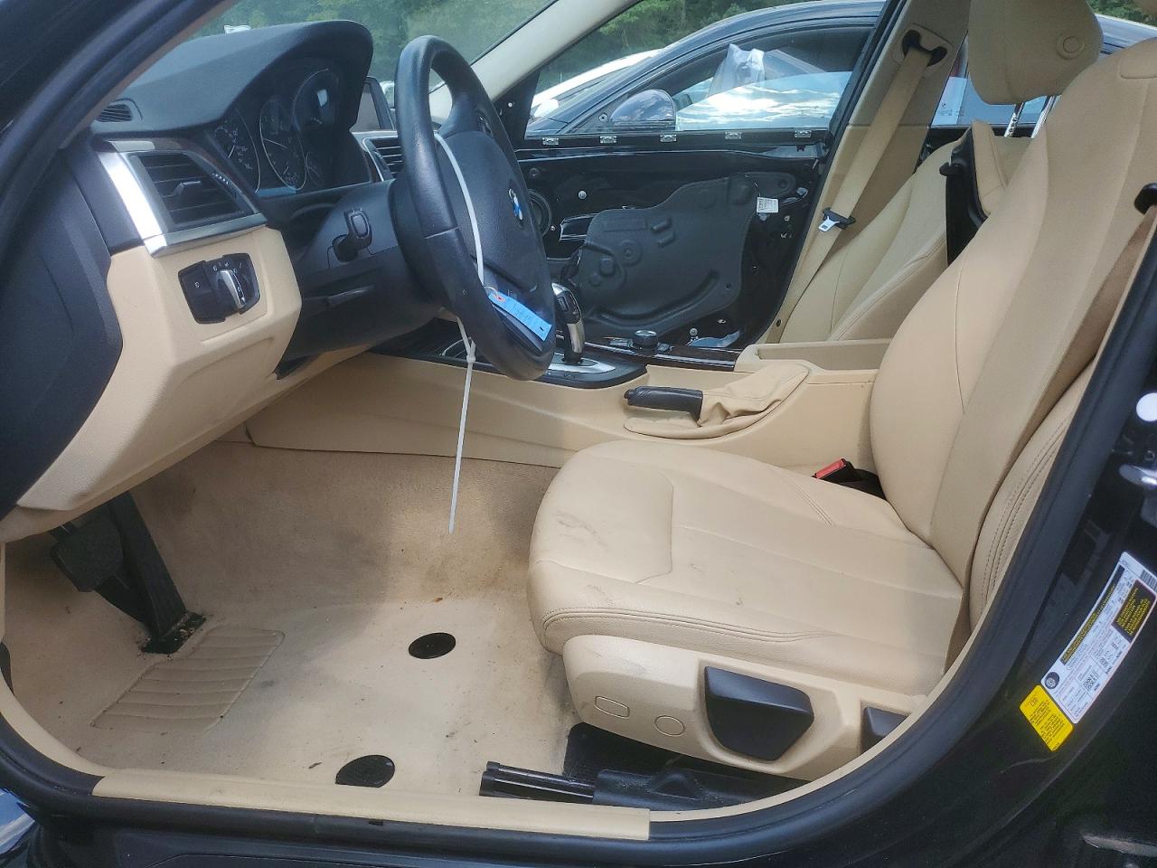 2016 BMW 320