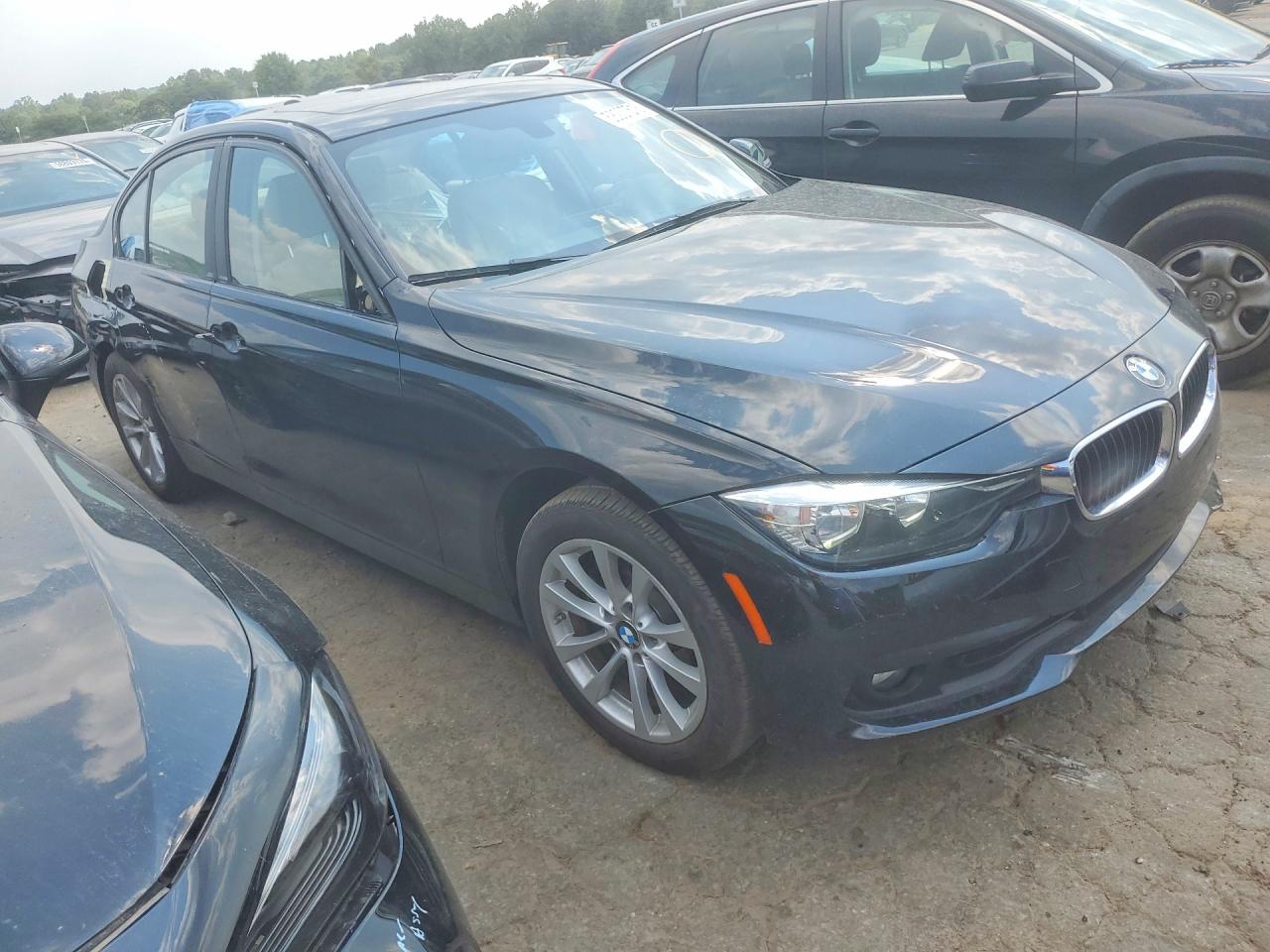 2016 BMW 320