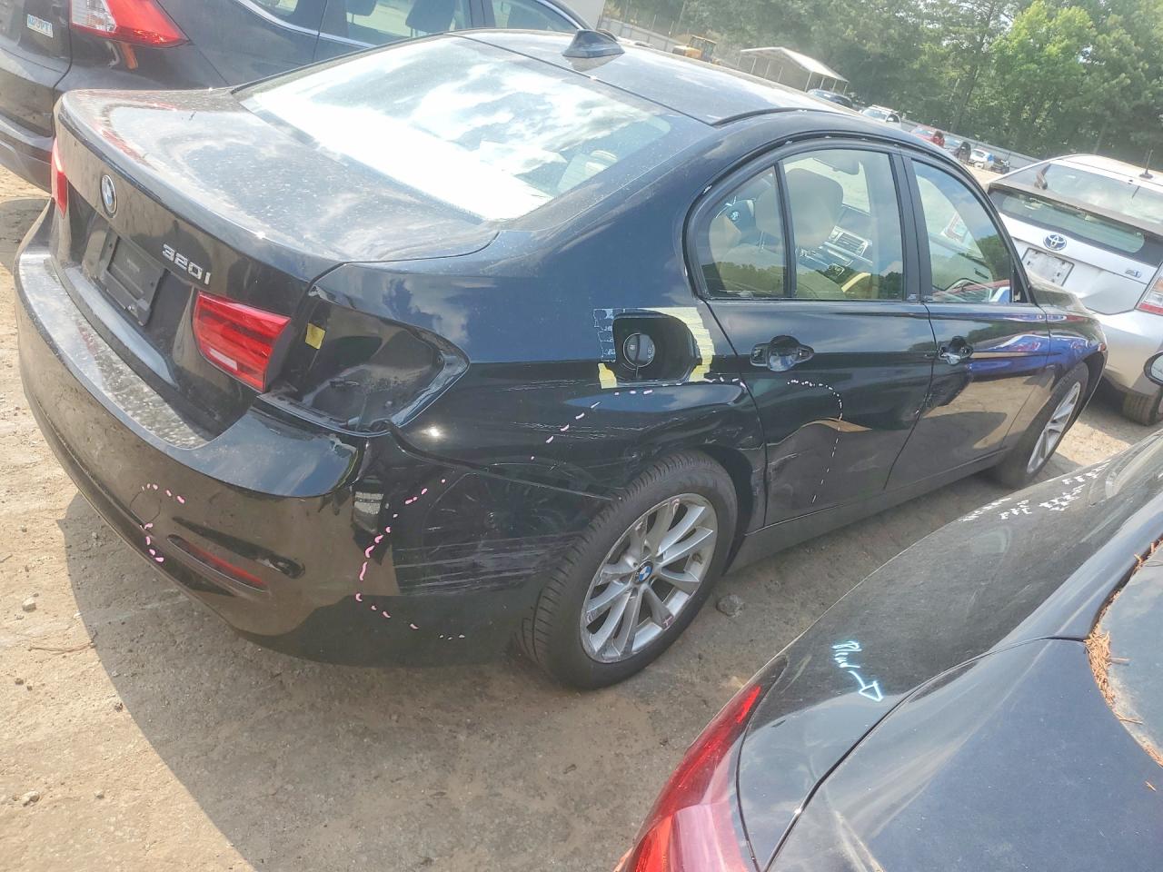 2016 BMW 320