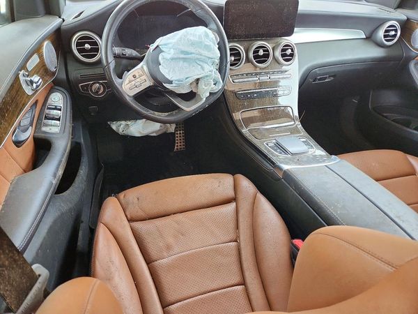 2020 MERCEDES-BENZ GLC GLC300