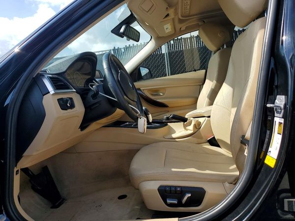 2016 BMW 320 SA