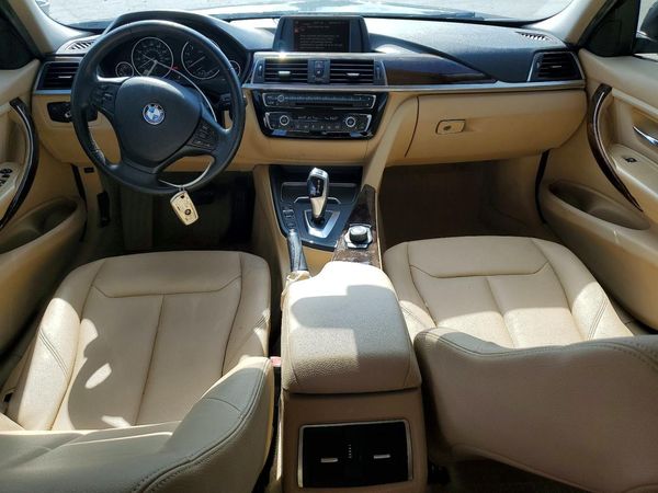 2016 BMW 320 SA