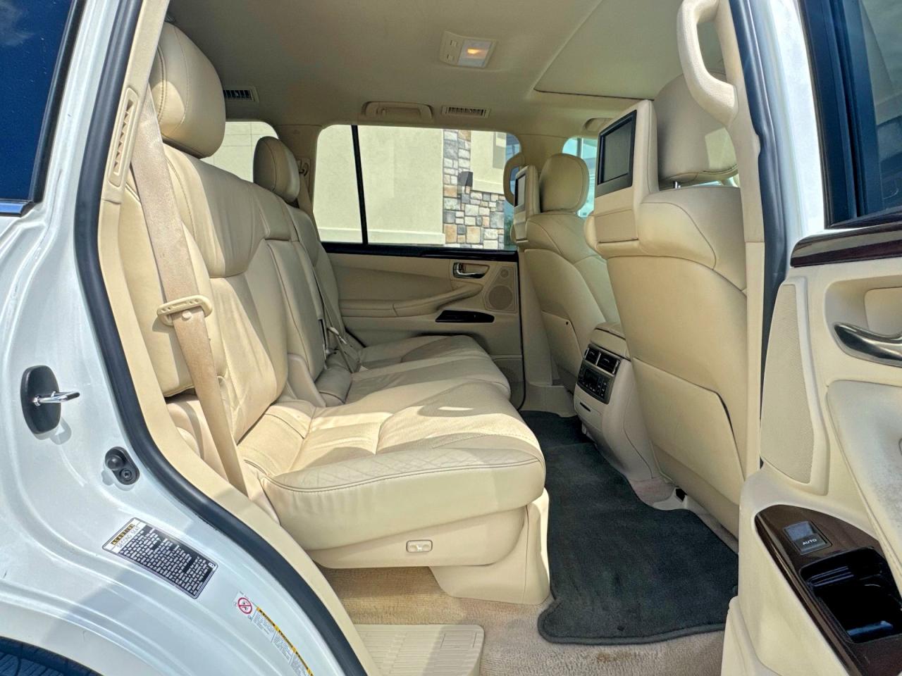2013 LEXUS LX 570