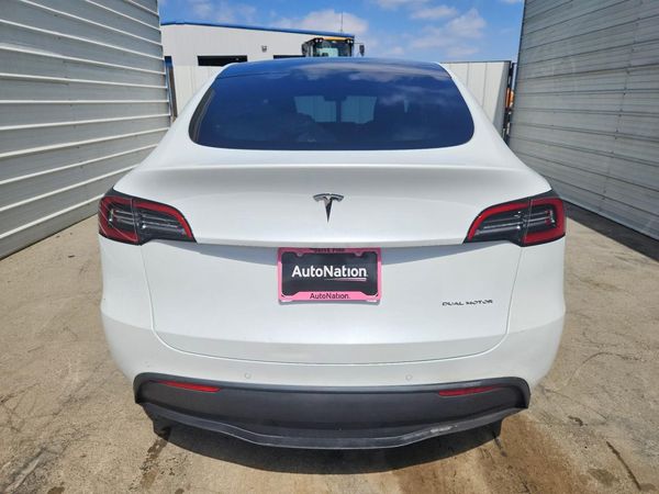2021 TESLA MODEL Y