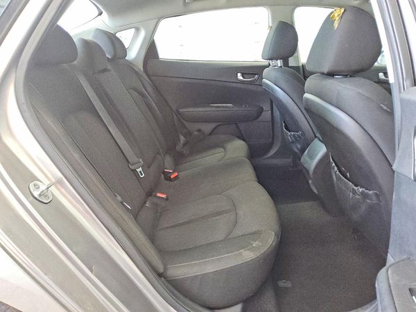 2016 KIA OPTIMA GL