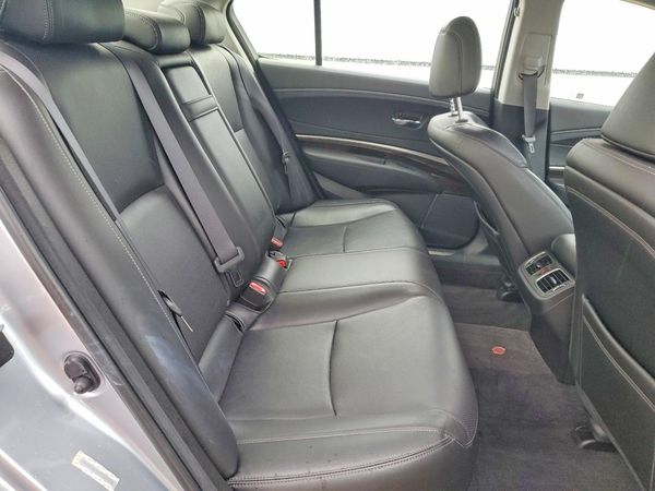 2017 ACURA RLX Technology Package