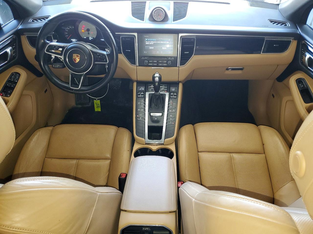 2017 PORSCHE MACAN