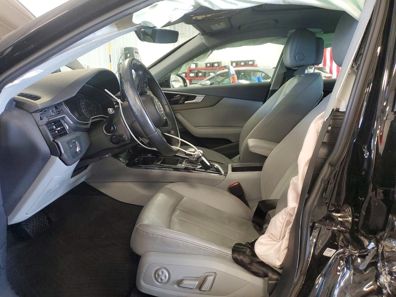 2021 AUDI A4 quattro Premium