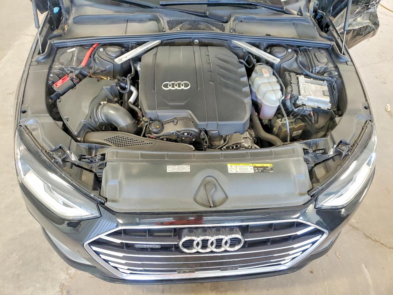 2021 AUDI A4 quattro Premium