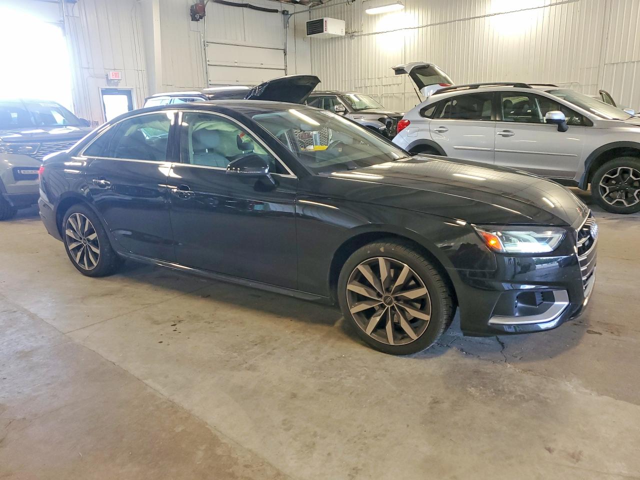 2021 AUDI A4 quattro Premium