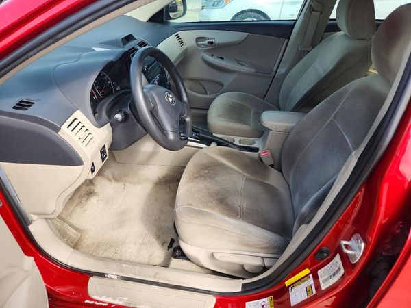 2013 TOYOTA COROLLA — DENT