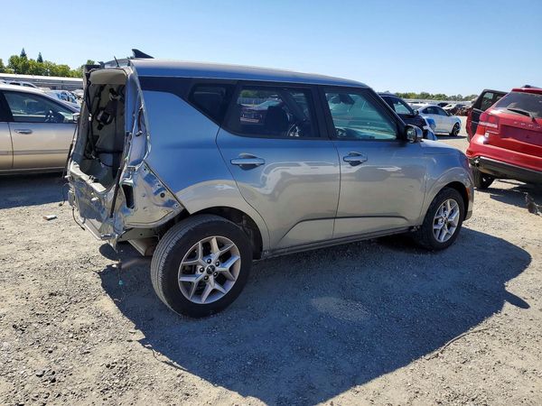 2024 KIA SOUL LX, S