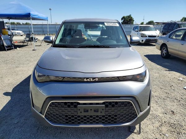 2024 KIA SOUL LX, S