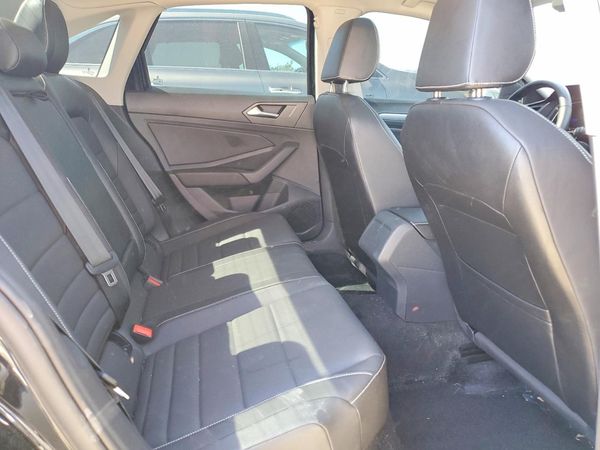 2024 VOLKSWAGEN JETTA SE, SE (AQ301 Trans)