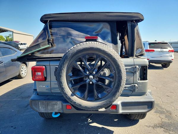2022 JEEP WRANGLER UNLIMITED SAHARA 4XE
