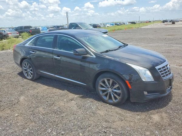 2014 CADILLAC XTS Standard