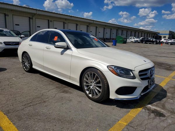 2016 MERCEDES-BENZ C C300-4M