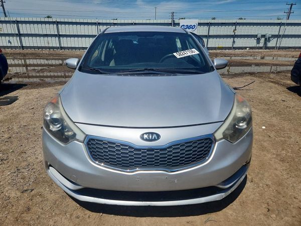 2016 KIA FORTE GL (Middle-Low Grade)