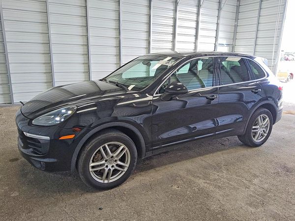 2016 PORSCHE CAYENNE