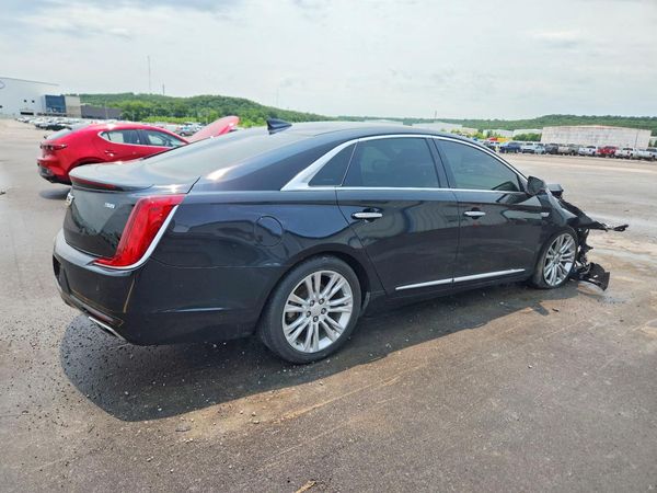 2019 CADILLAC XTS Luxury