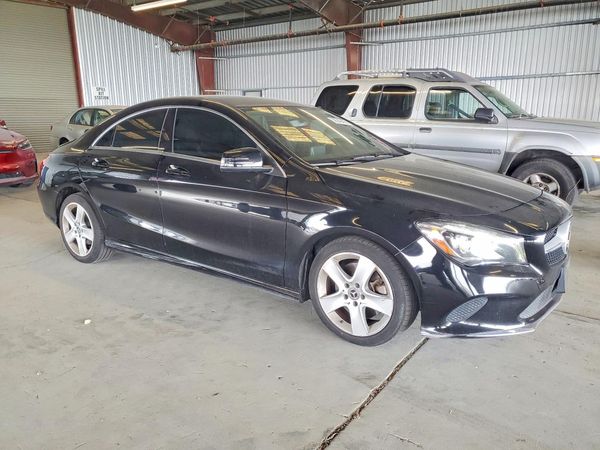 2018 MERCEDES-BENZ CLA CLA250 — Passenger 3/4