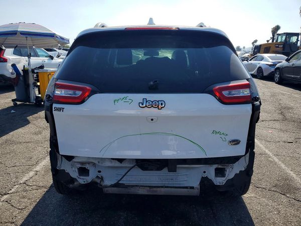 2016 JEEP CHEROKEE Overland