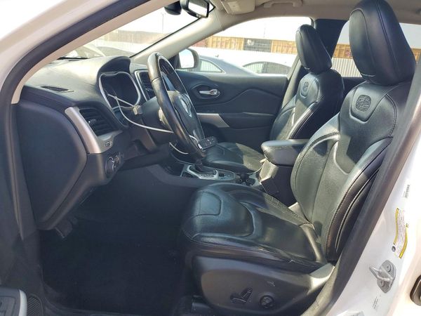 2016 JEEP CHEROKEE Overland