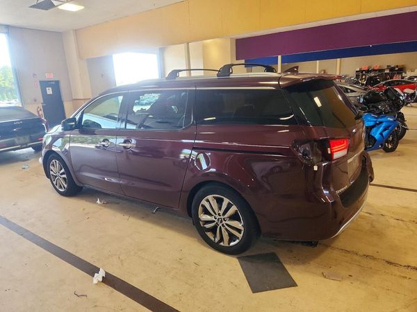 2015 KIA SEDONA