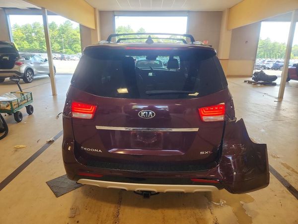2015 KIA SEDONA