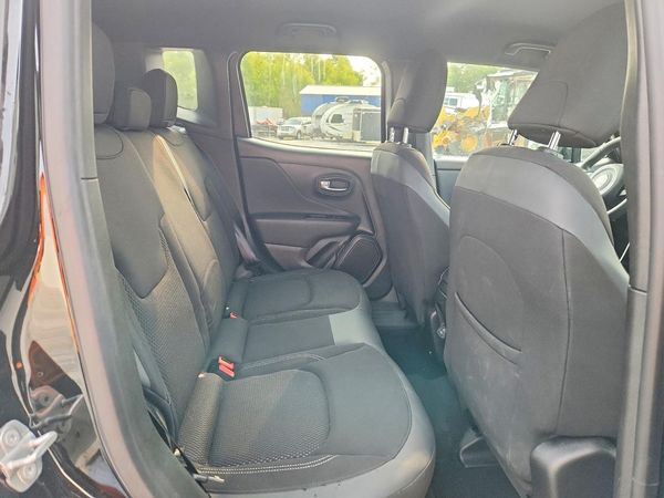 2022 JEEP RENEGADE LATITUDE 4X4