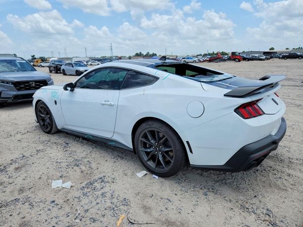 2024 FORD MUSTANG Dark Horse