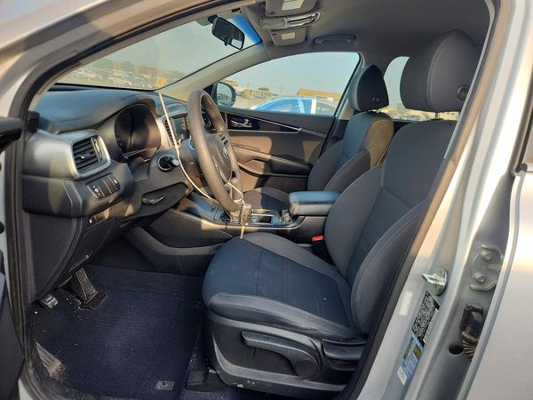 2019 KIA SORENTO L, LX, S