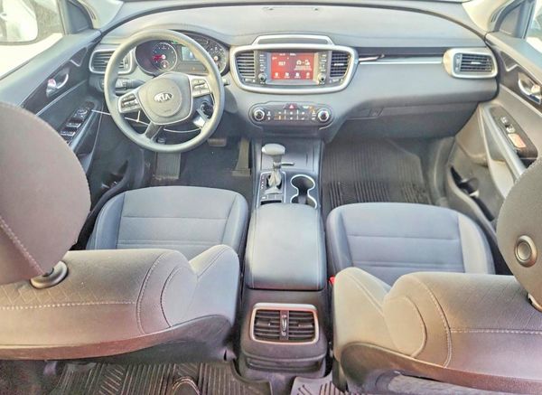2019 KIA SORENTO L, LX, S
