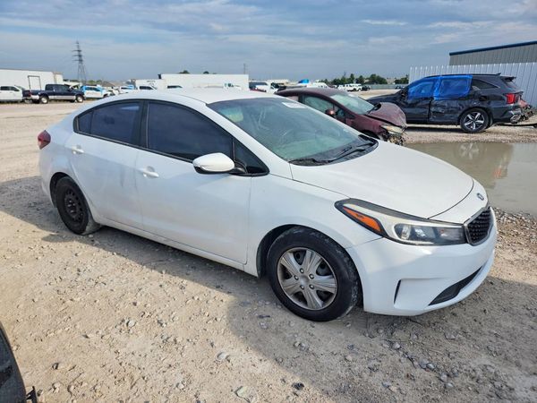 2017 KIA FORTE